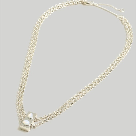 Madewell Stone Collection White
Opal Double Chain
Necklace - Picture 5 of 6